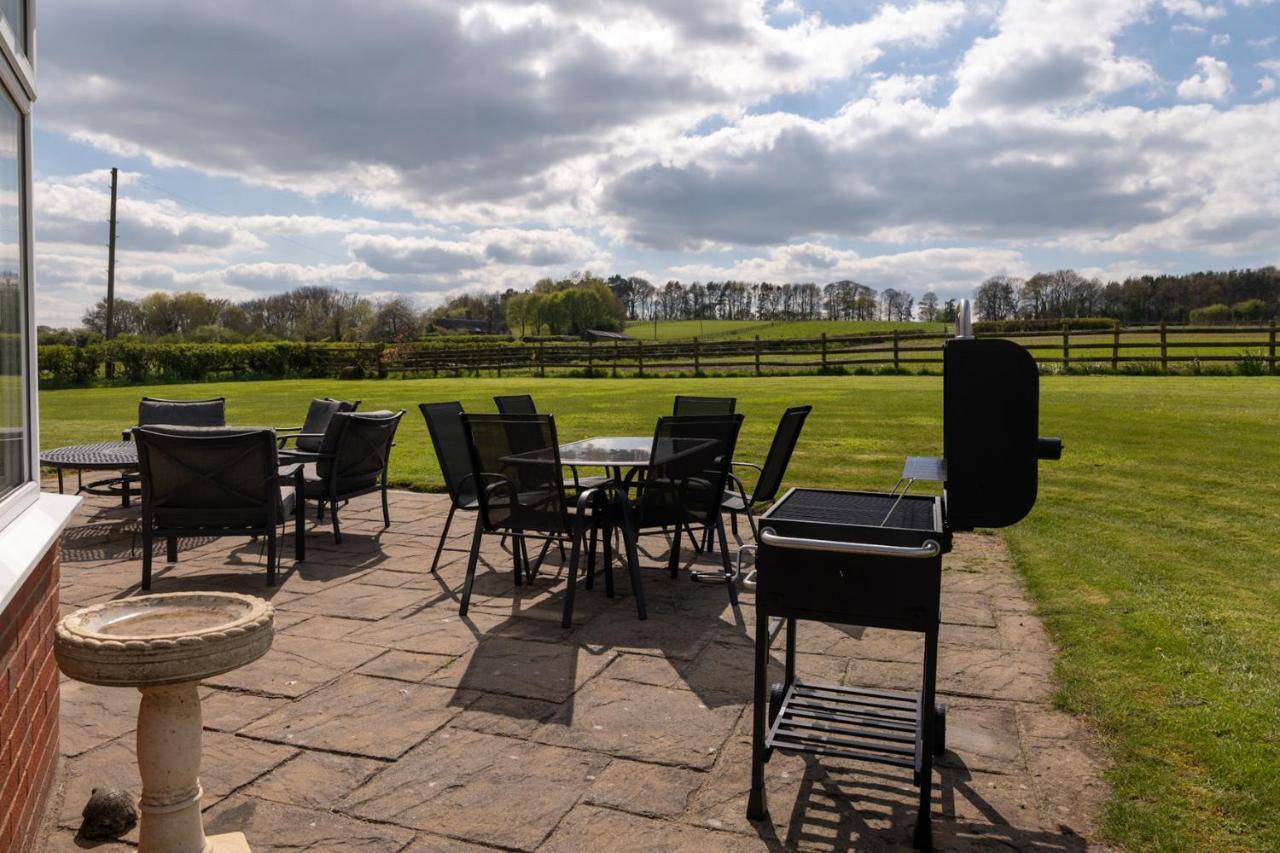 Tixall Manor Farm Stafford Buitenkant foto